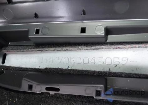 2019 Toyota Rav4 Le z USA, uszkodzony, nr VIN JTMF1RFV0KD045059